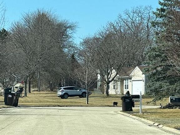 5th image of 412 Fairfield Dr