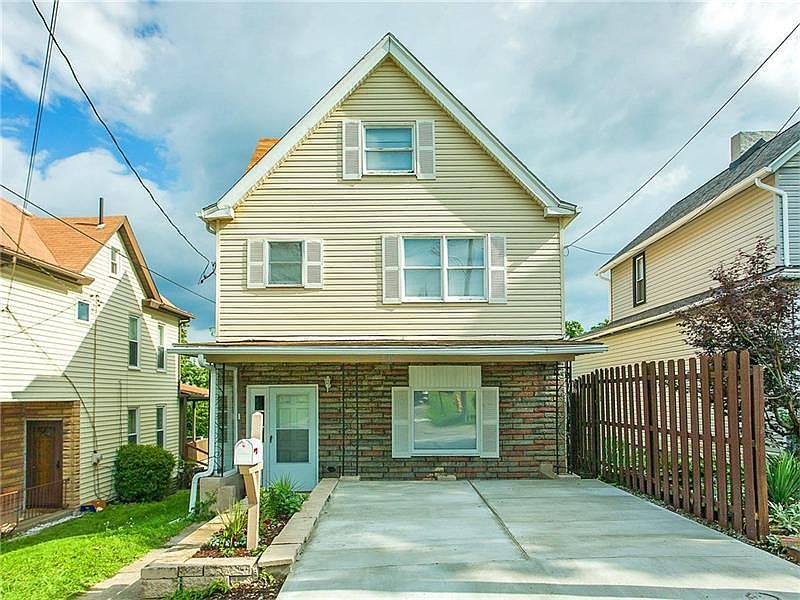 1st image of 538 Playford Ave