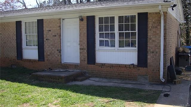 1st image of 804 Athenia Pl