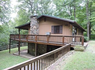 87 Alligator Rd, Burnsville, NC 28714