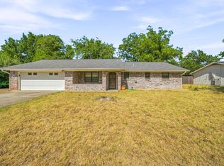 1007 Meadowlark Ln, Stephenville, TX 76401