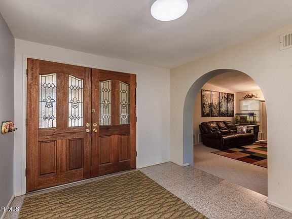 5th image of 276 Eagleview Pl