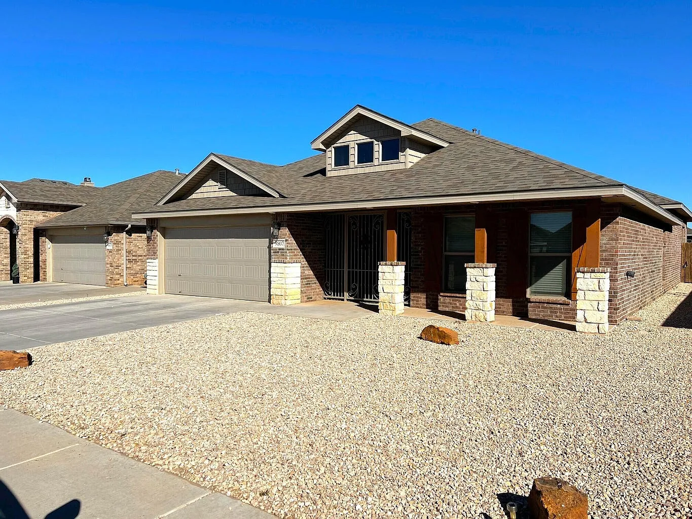 4 bed, 2380 sqft, $2,300 — Photo 1