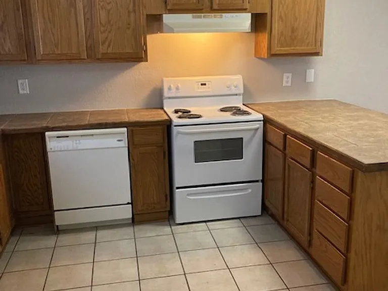 1496 Beach Blvd #B — Photo 10