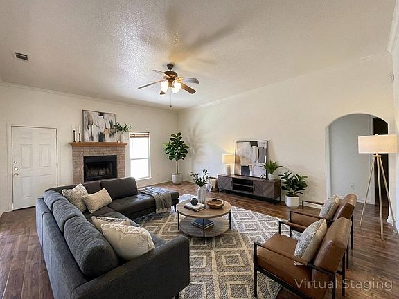 3rd image of 206 Nolan Ridge Dr