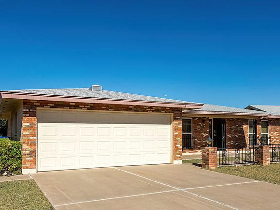 2nd image of 5150 E Emelita Cir