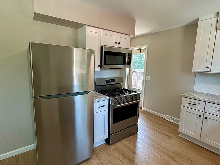 Kitchen stove side