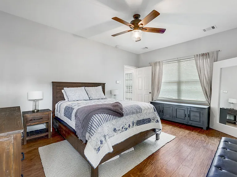 411 W Saint Elmo Rd #37 — Photo 16
