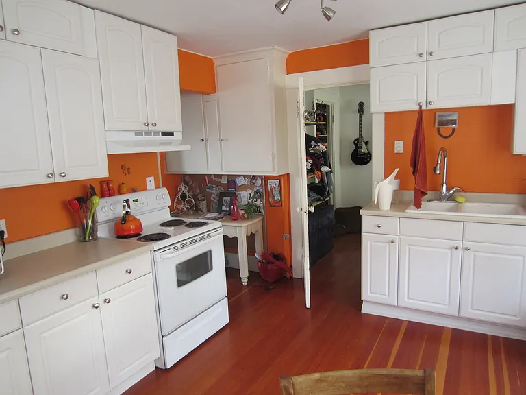 220 SE Gladstone St #1 — Photo 21