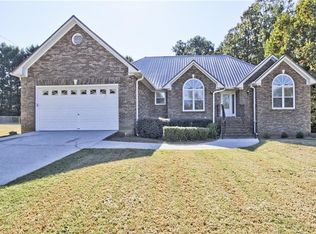 3174 Superior Dr, Dacula, GA 30019