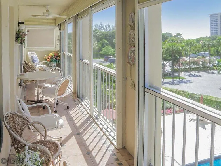 950 Ponce De Leon Rd #309 — Photo 20