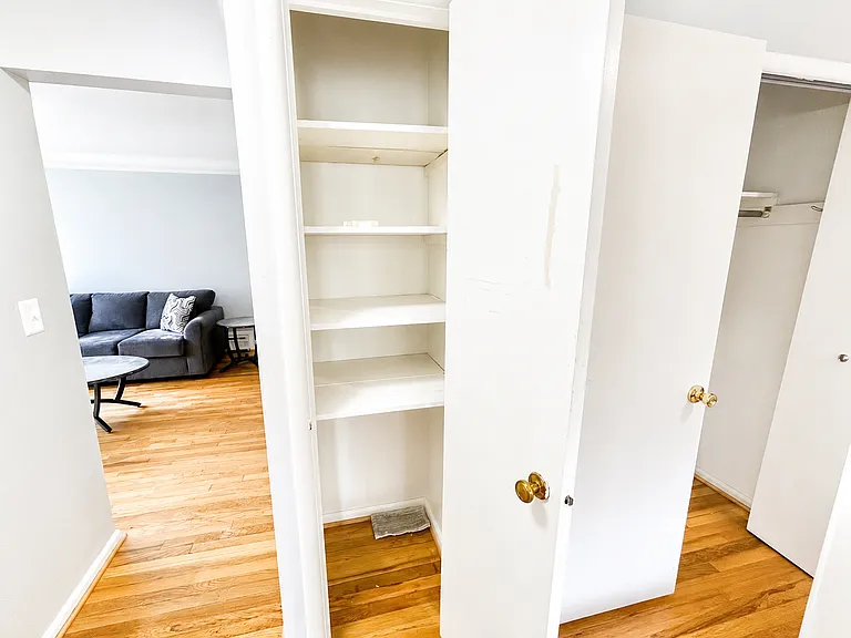 801 W Madison St — Photo 16