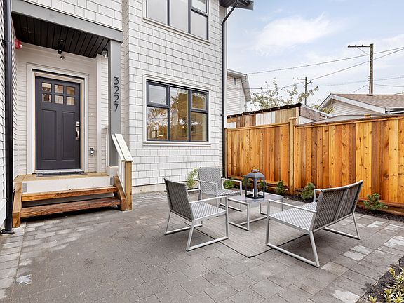 2nd image of 3227 Saint Catherines St