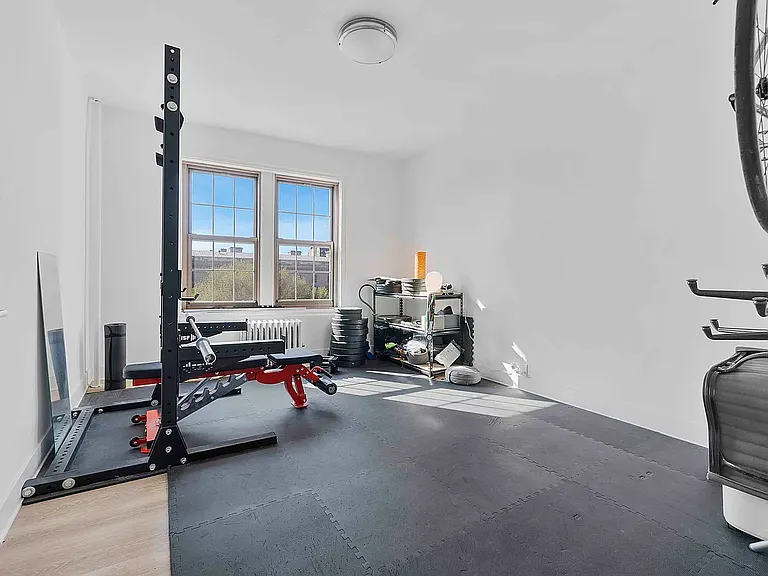 1100 Grand Concourse #4B — Photo 10