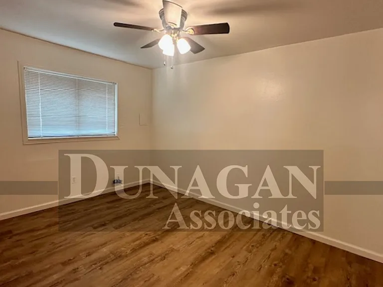 1202 W Edwards St — Photo 5