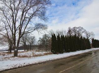 8200 S Lincoln Rd, Gardner, IL 60424