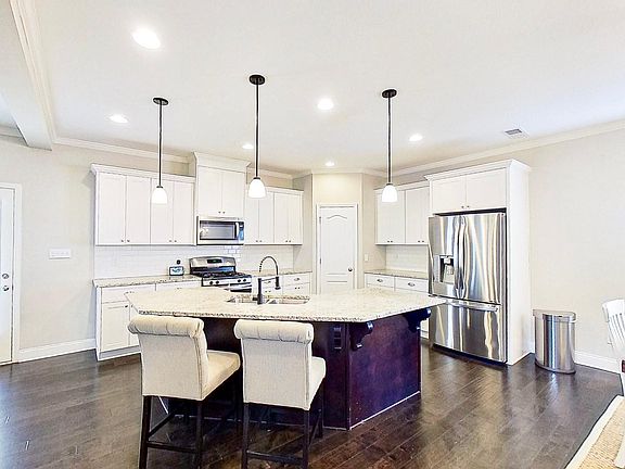 5th image of 4870 Tanner Oaks Dr