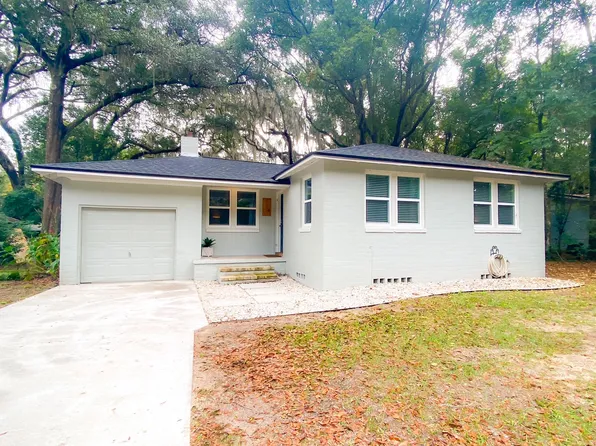 105 NW 25th St, Gainesville, FL 32607