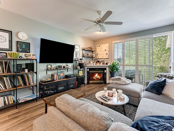 4th image of 8808 NE 16th Way