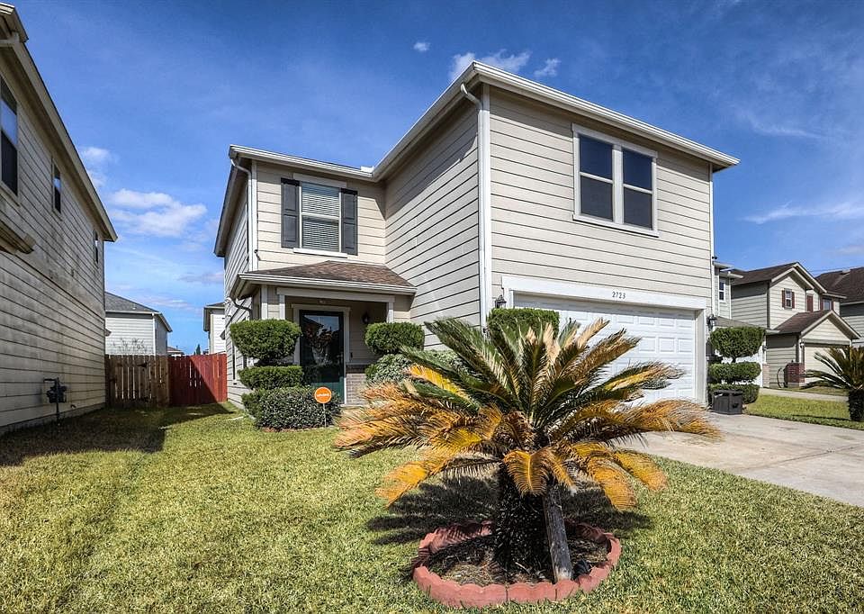 1st image of 2723 Skyview Glen Ct