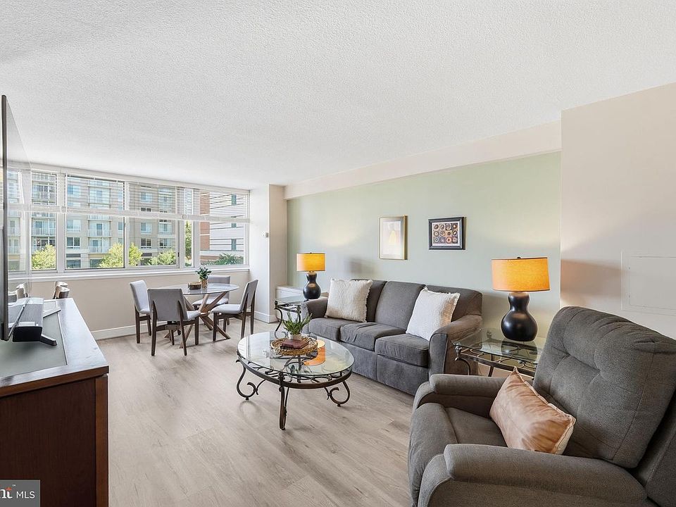 1st image of 1220 Blair Mill Rd APT 210