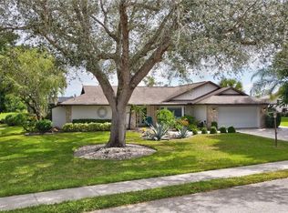 16686 Bobcat Dr, Fort Myers, FL 33908
