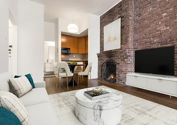 Rented by BARNES New York | media 5