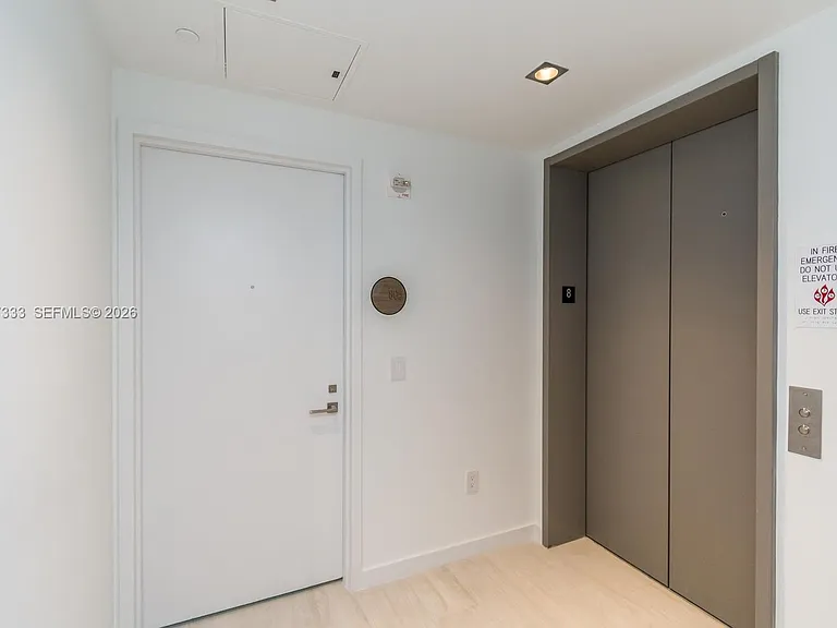 650 NE 32nd St #805 — Photo 9