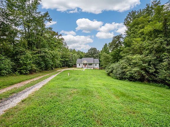 3rd image of 1644 Cartersville Rd