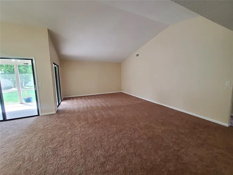7 Blairton Ct — Photo 4