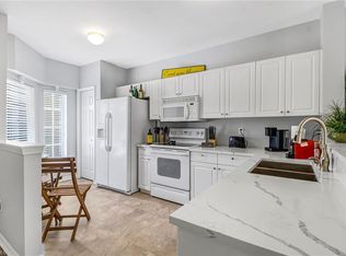 9175 Celeste Dr UNIT 202, Naples, FL 34113