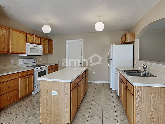 5th image of 13819 Gentle Woods Ave