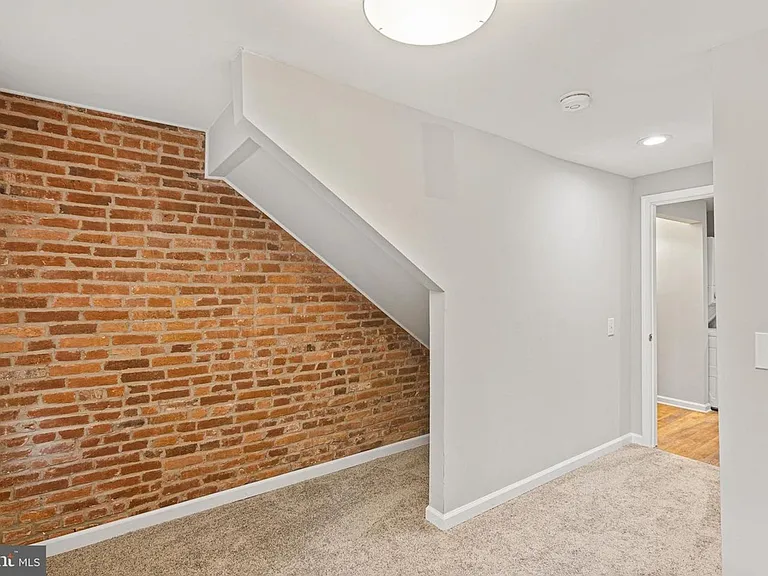 1259 Washington Blvd — Photo 14