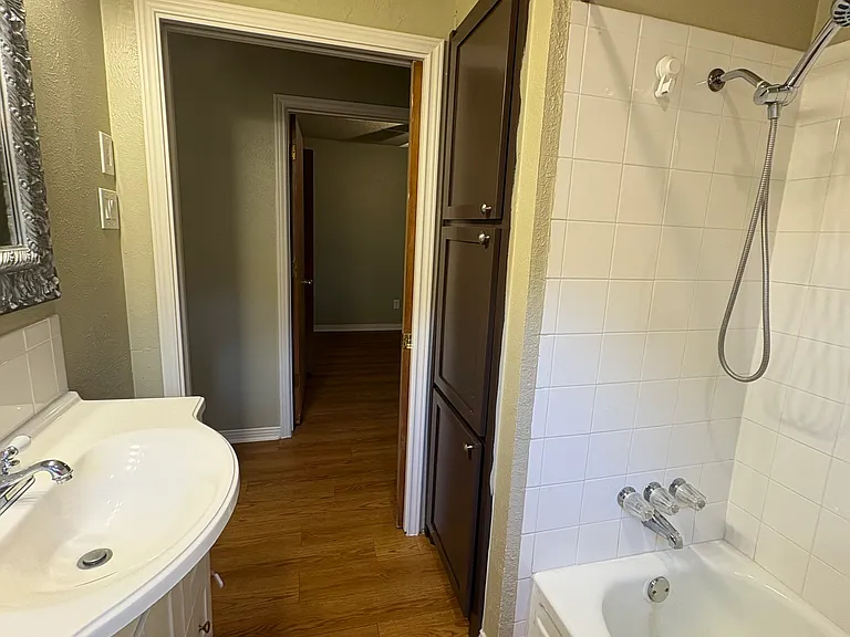 334 Linkwood Dr — Photo 16