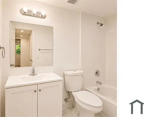 6445 NW 2nd Ave #20 — Photo 8