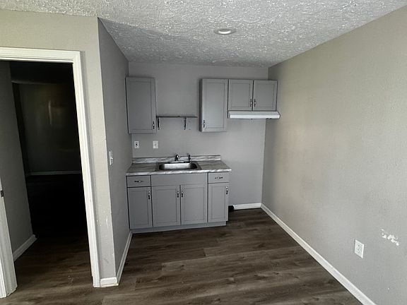 3rd image of 315 N Mickley Ave #8
