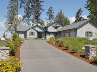 7606 NE Zachariasen Ct, Hansville, WA 98340