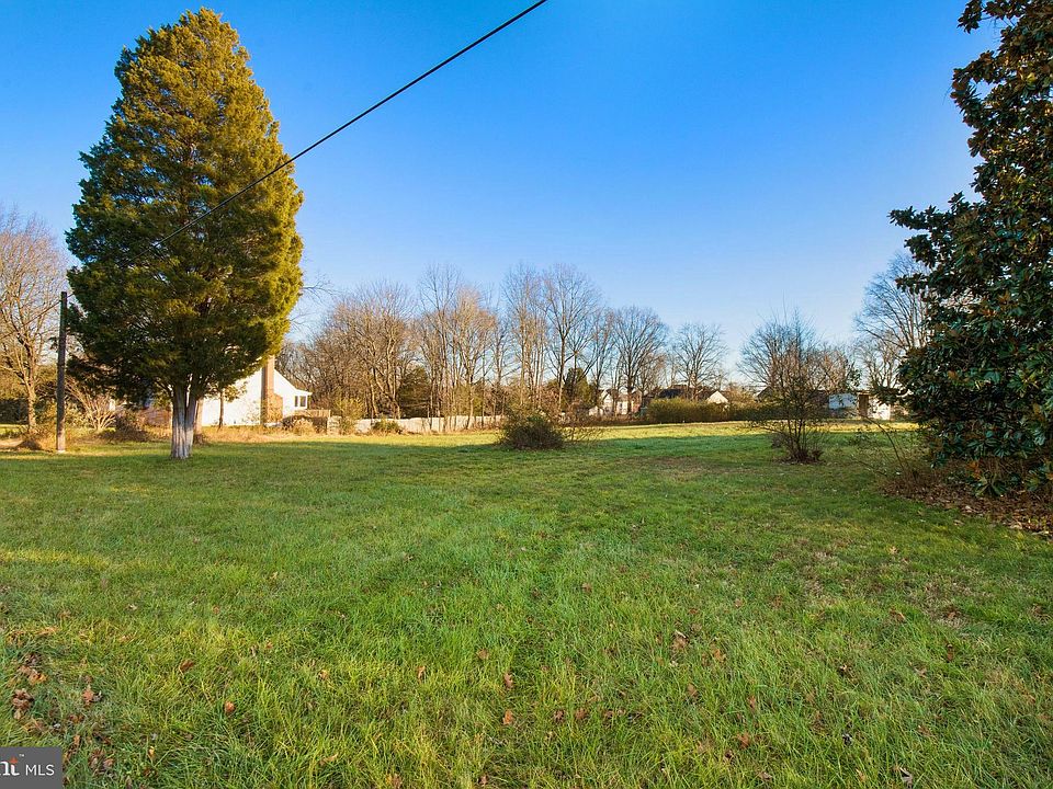 1st image of 13717 Leland Road