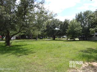 2815 Washington Ave, Pascagoula, MS 39567