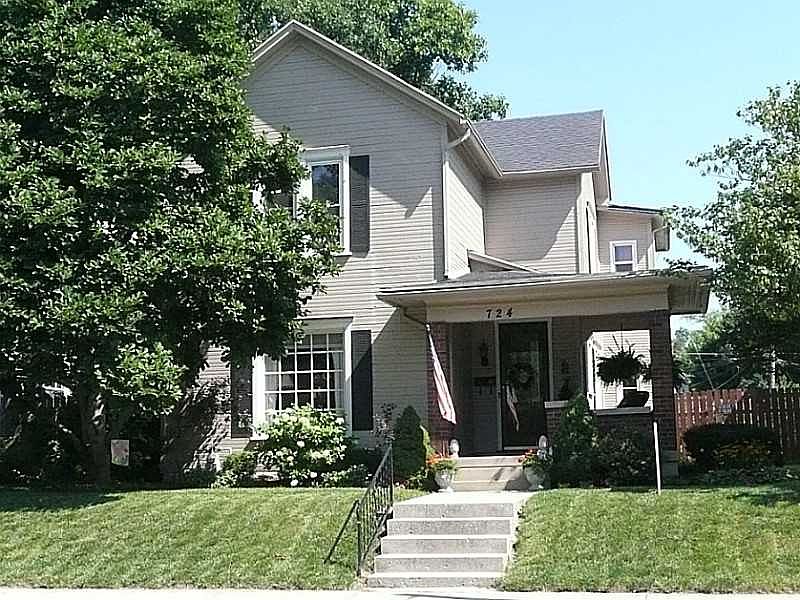 1st image of 724 W Greene St