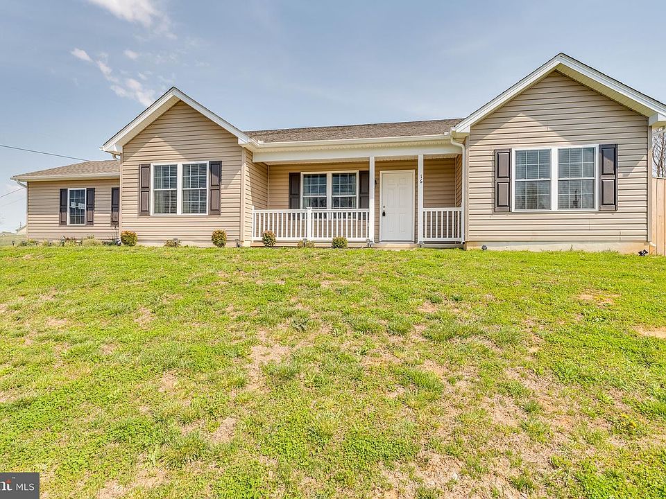 1st image of 16 Hannah Ln