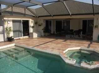 3221 44th Dr E, Bradenton, FL 34203