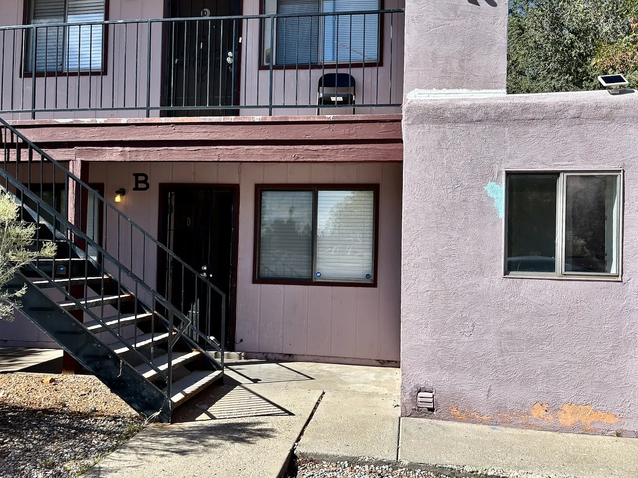12501 Manitoba NE - B — Photo 1