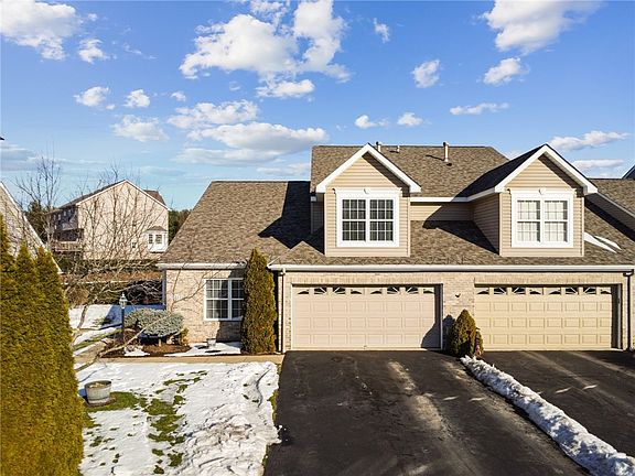 3rd image of 3030 Ironwood Cir