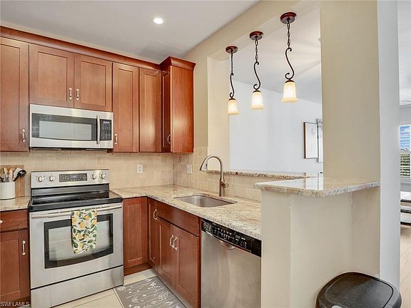 5th image of 23600 Walden Center DR #310