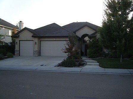2nd image of 865 Oak Knoll Way