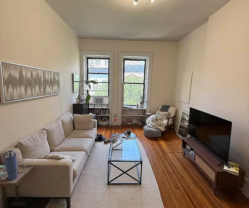 1st image of 40 W 89th St #5D