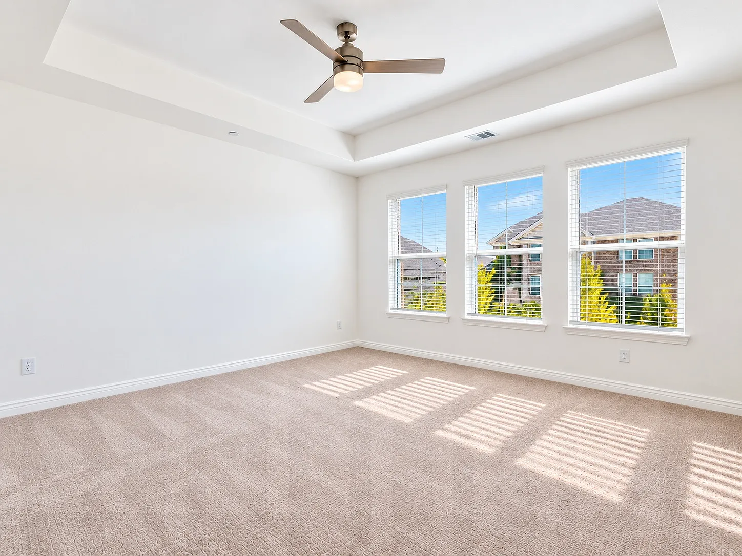 3 bed, 1859 sqft, $2,800 — Photo 4