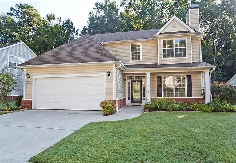 1170 Rhyne Chase SE — Photo 1