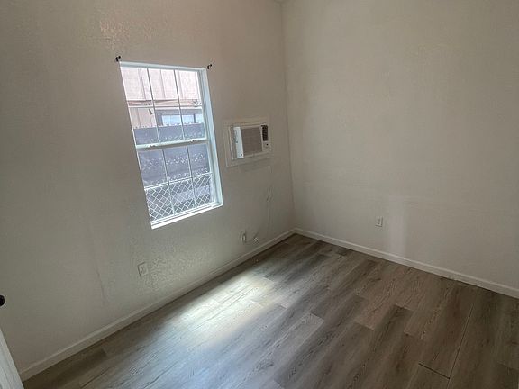 5th image of 2616 Monterey St #101